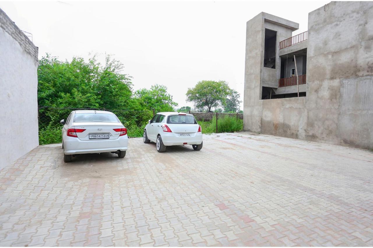 Fabhotel The Mountain Deer Valley Chandīgarh Eksteriør billede